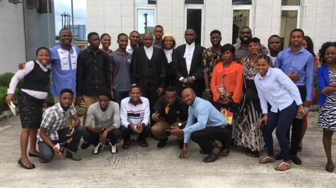 1527 students wey suppose don graduate for di 2015/2016 academic session go benefit from dis court judgement