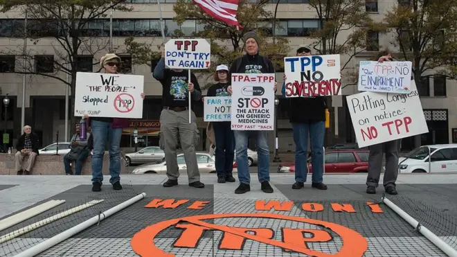 د تړون مخالفان ټي ټي پي د سترو شرکتونو په ګټه بولي.