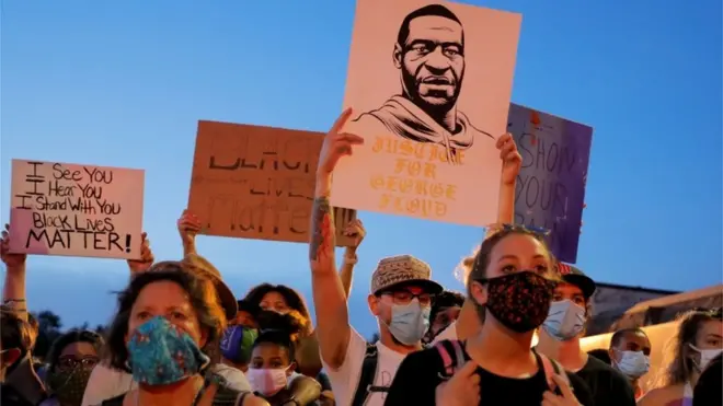 Os protestos contra a mortecupom desconto estrela betFloyd repercutiram muito além dos Estados Unidos