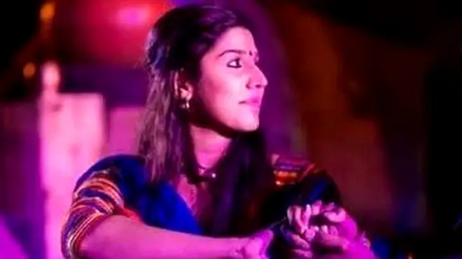 'સમુદ્રમંથન' નાટકમાં કબી કસ્ટાના વેશમાં આર.જે. દેવકી