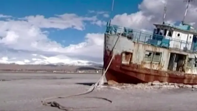 دیپلماسی آب