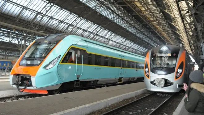 Зараз доїхати до Тернополя можна потягом "Інтерсіті" Київ-Перемишль, але від листопада можливостей побільшає