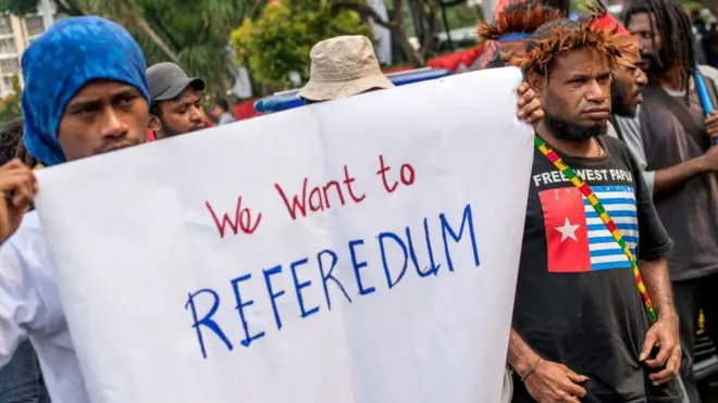 Kejadian di Mimika berdekatan dengan peringatan hari lahir OPM yang selama ini diklaim jatuh pada tanggal 1 Desember.