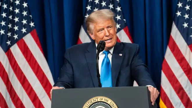 Trump addresses delegates