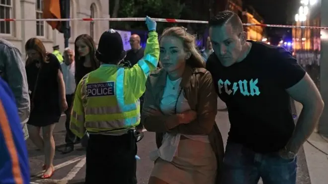 Нападения в Лондоне затронули оживленные районы города.