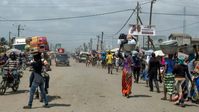 Street for Accra, Ghana.