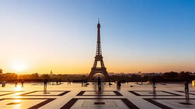 Париж нині - одне з найдорожчих міст світу