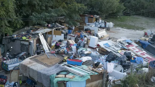 Пола милиона грађана нема за основне потребе