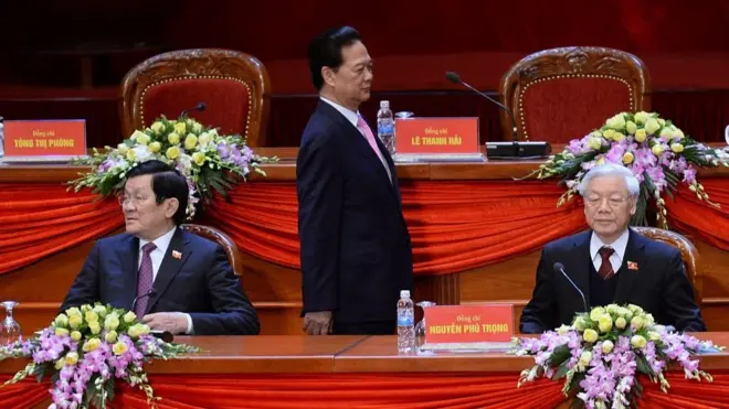 Tác giả cho rằng hoạt động chính trị đơn thuần là một khuynh hướng khả năng của mỗi người