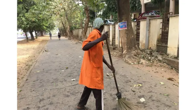 Dia employer go cut dia salary if dem sick no come work