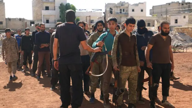 К прорыву блокады присоединились все повстанческие группировки