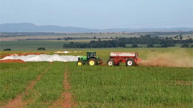 Багато хто у світі каже, що не може обійтися без російських добрив