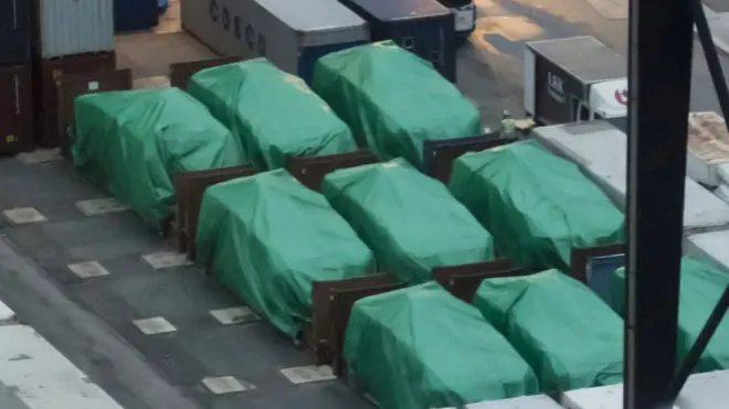 Kendaraan lapis baja milik Singapura ditahan di Hong Kong dalam pengiriman dari Taiwan ke Singapura.