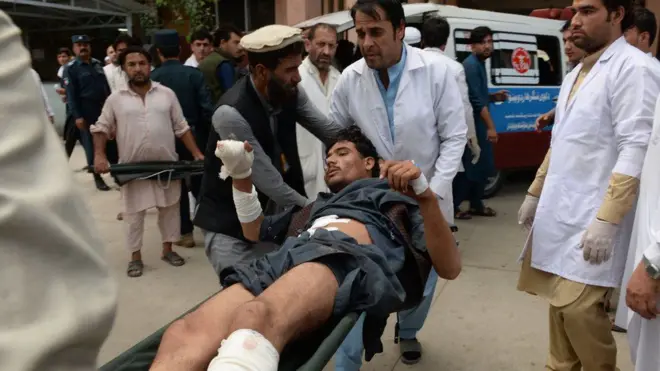 دا د ولسي جرګې لپاره د نوماندانو د کمپاین له پیلېدو راهیسې لومړی ځل دی چې په ورته غونډه کې برید کېږي.