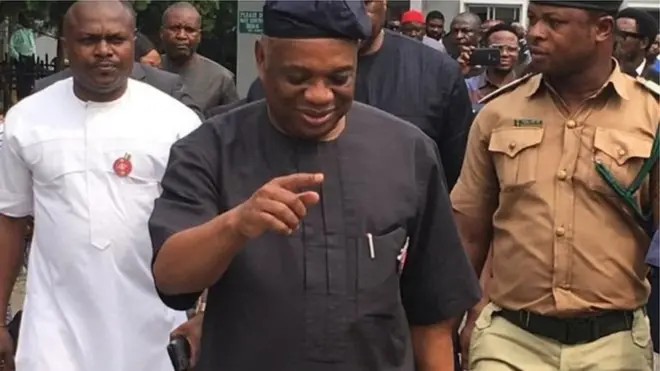 Uzor Kalu atawọn ẹṣọ agbofinro