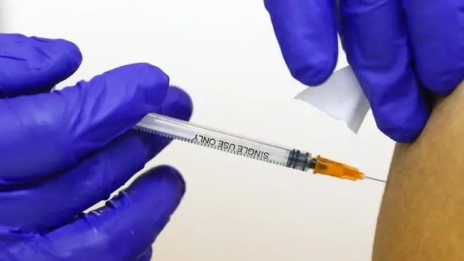 ฉีดวัคซีน