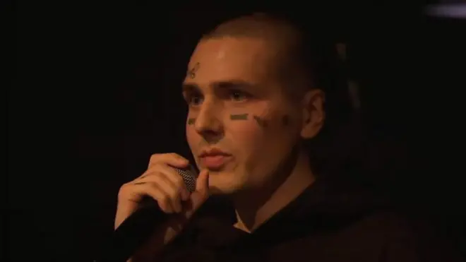 "Мне больно и стыдно": рэпер Face выступил в Варшаве в поддержку Украины