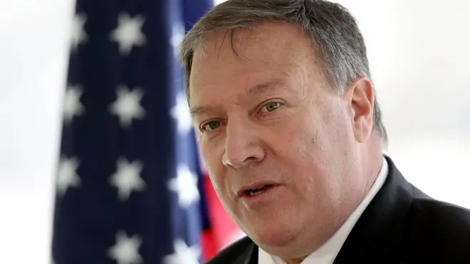 Mike Pompek tekli fotoğraf