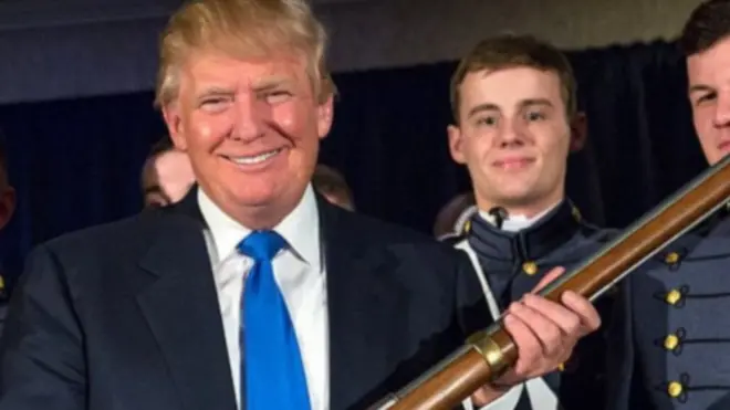 डोनाल्ड ट्रंप