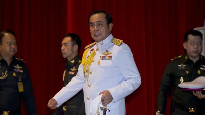 พล.อ. ประยุทธ์ จันทร์โอชา เมื่อวันที่ 26 พ.ค. 2557 ในวันสนองพระบรมราชโองการ โปรดเกล้าฯ แต่งตั้งเป็นหัวหน้า คสช.