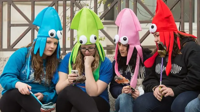 سروے کے مطابق امریکہ میں 95 فیصد ٹین ایجر بچوں کے پاس سمارٹ فون ہے