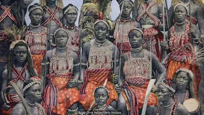 Para amazon dikenal karena keberanian dan kekuatannya.