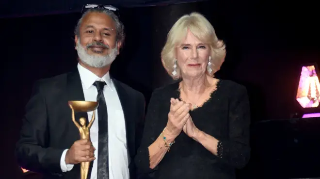 The Queen Consort presents the Booker Prize to Shehan Karunatilaka