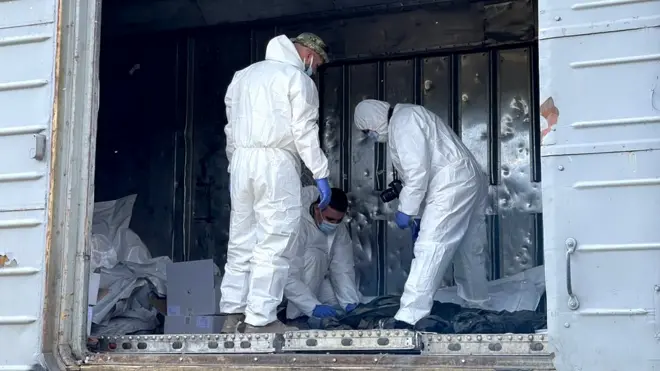 The dead Russian bodies are placed in refrigerated train carriages