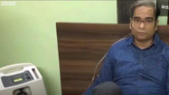 कोरोना से ठीक होने वाला शख़्स