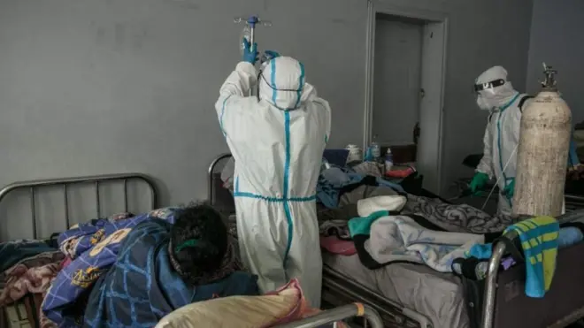 Doctors dey treat Covid-19 patients for Madagascar