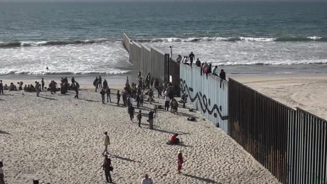 Caravana en Tijuana