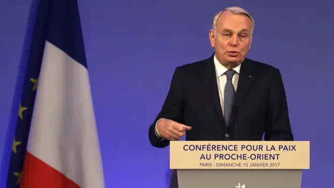 مشرق وسطی میں امن مذاکرات بحال کرنے کے لیے پیرس میں ستر ملکوں کی کانفرنس ہو رہی ہے