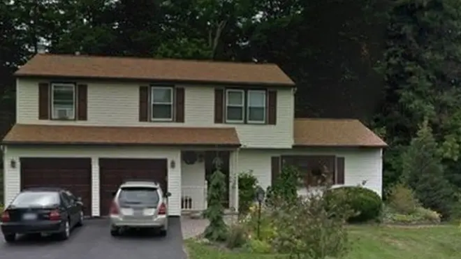 Будинок, через який сваряться батьки із сином