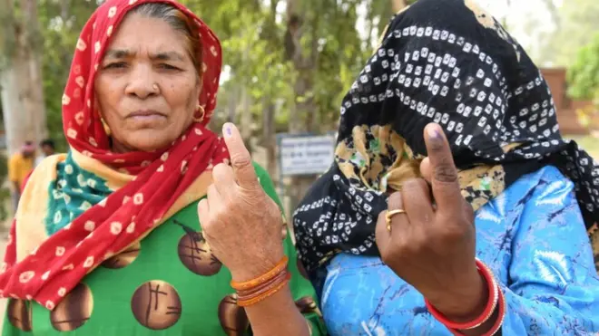 महिलाएं