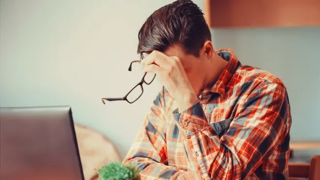 يزداد عدد الأشخاص الذين يستنفدون كل طاقتهم في العمل حتى يصلوا لدرجة من الإنهاك الذي يؤثر على أدائهم وحياتهم الشخصية