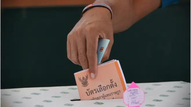 หีบบัตรเลือกตั้ง