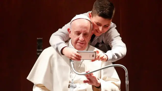 Папа Франциск ислоҳотлари туфайли қаршиликка дуч келяпти