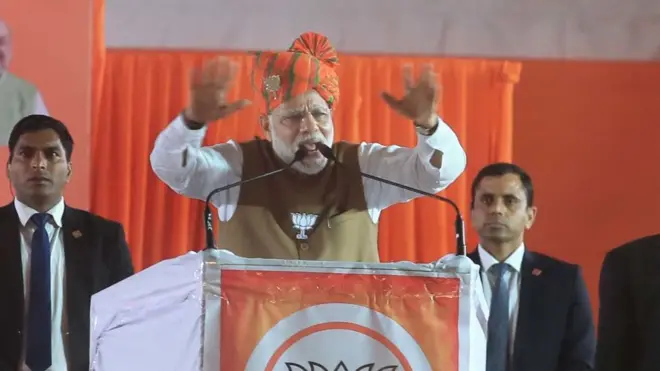 नरेंद्र मोदी