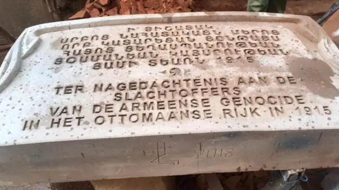 Amsterdam'da 'soykırım' anıtı