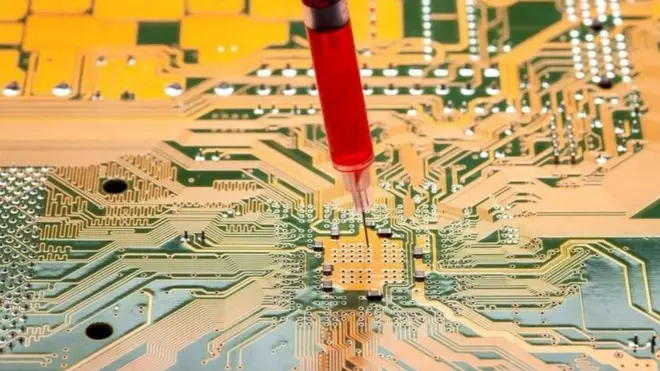 شريحة إلكترونية