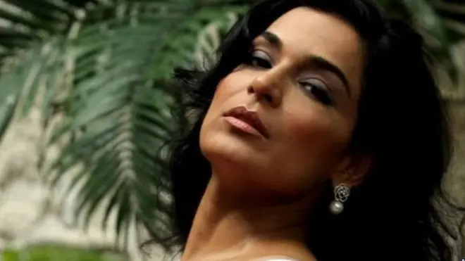 અતીક-ઉર-રહેમાન નામના વ્યક્તિનો દાવો છે કે તે મીરાંનો પતિ છે