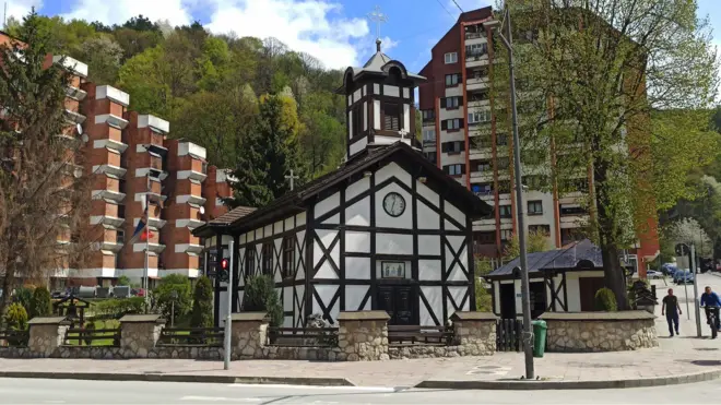 Црква Светих апостола Петра и Павла у Мајданпеку