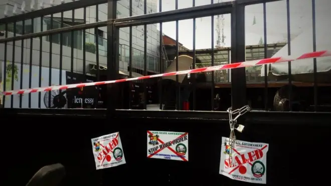 Abawọle ile ijo Quinlox ti ijọba ti pa