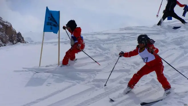 افغانستان کشور کوهستانی است و ورزش اسکی در سال‌های اخیر در این کشور روبه رشد بوده است