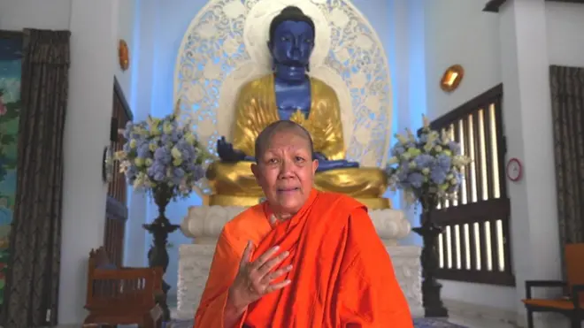 भिक्षुणी