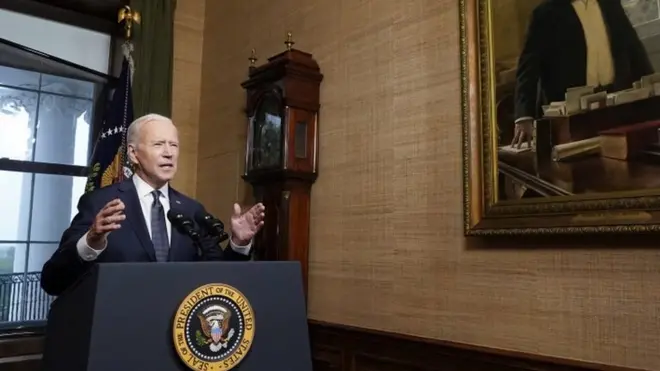 ABD Başkanı Joe Biden, 11 Eylül saldırılarının 20'nci yıl dönümü olan 11 Eylül 2021 tarihine kadar Afganistan'daki Amerikan askeri birliklerinin tamamen geri çekileceğini duyurdu.