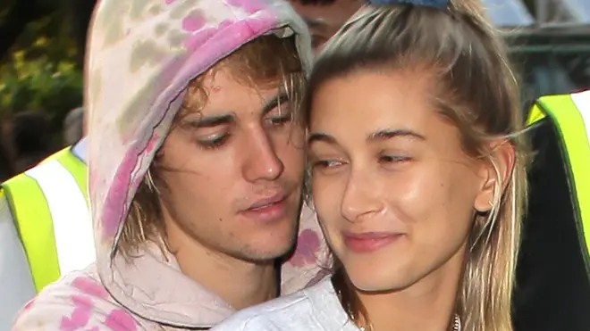 Justin Bieber y Hailey Baldwin quienes anunciaron su matrimonio este fin de semana.