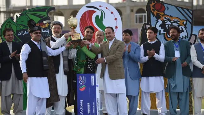 شپږیزې لیګ سیالۍ