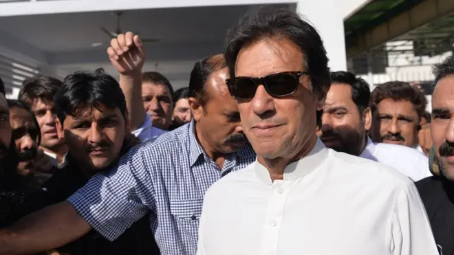 عمران خان کے اسلام آباد کے حلقہ این اے 53 کے لیے جمع کروائے گئے کاغذات نامزدگی مسترد جبکہ لاہور اور کراچی سے منظور