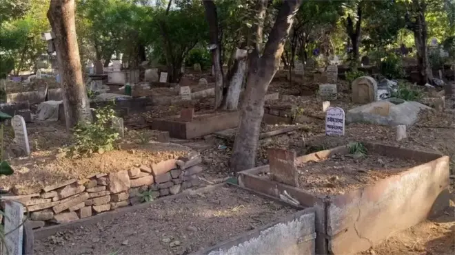 సమాధులు